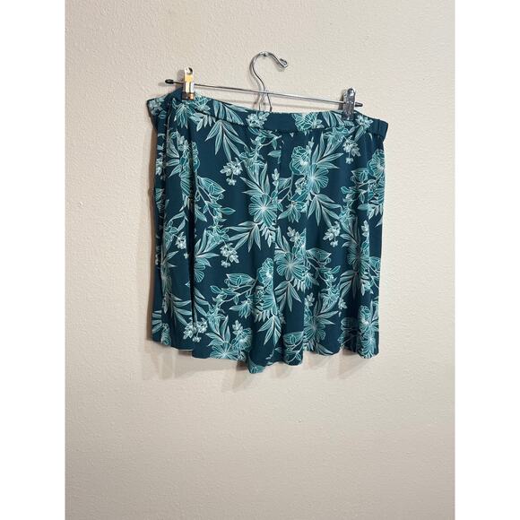 J. Jill Wearever XL top & L shorts set blue floral v neck stretch pockets - Picture 8 of 13